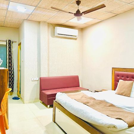 Jagtara Residency Hotel Indore Exterior foto